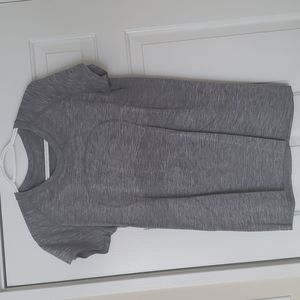 Lululemon swiftly tshirt